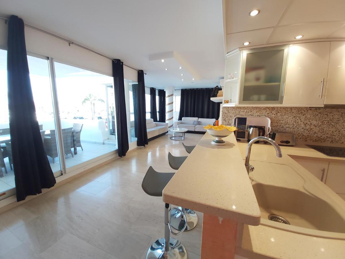 Del Parque Flats - Puerto Marina Apartamento Benalmádena Exterior foto